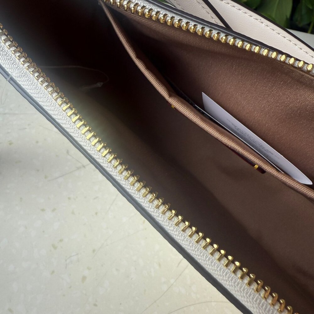 coach Teri Shoulder Bag In Signature Canvas cv933 - Picture 7 of 8
